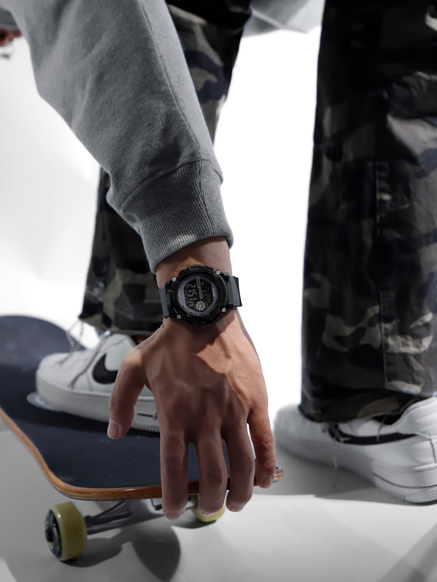 Naviforce 7133 Phantom X Men Silicone Watch - Grey Black