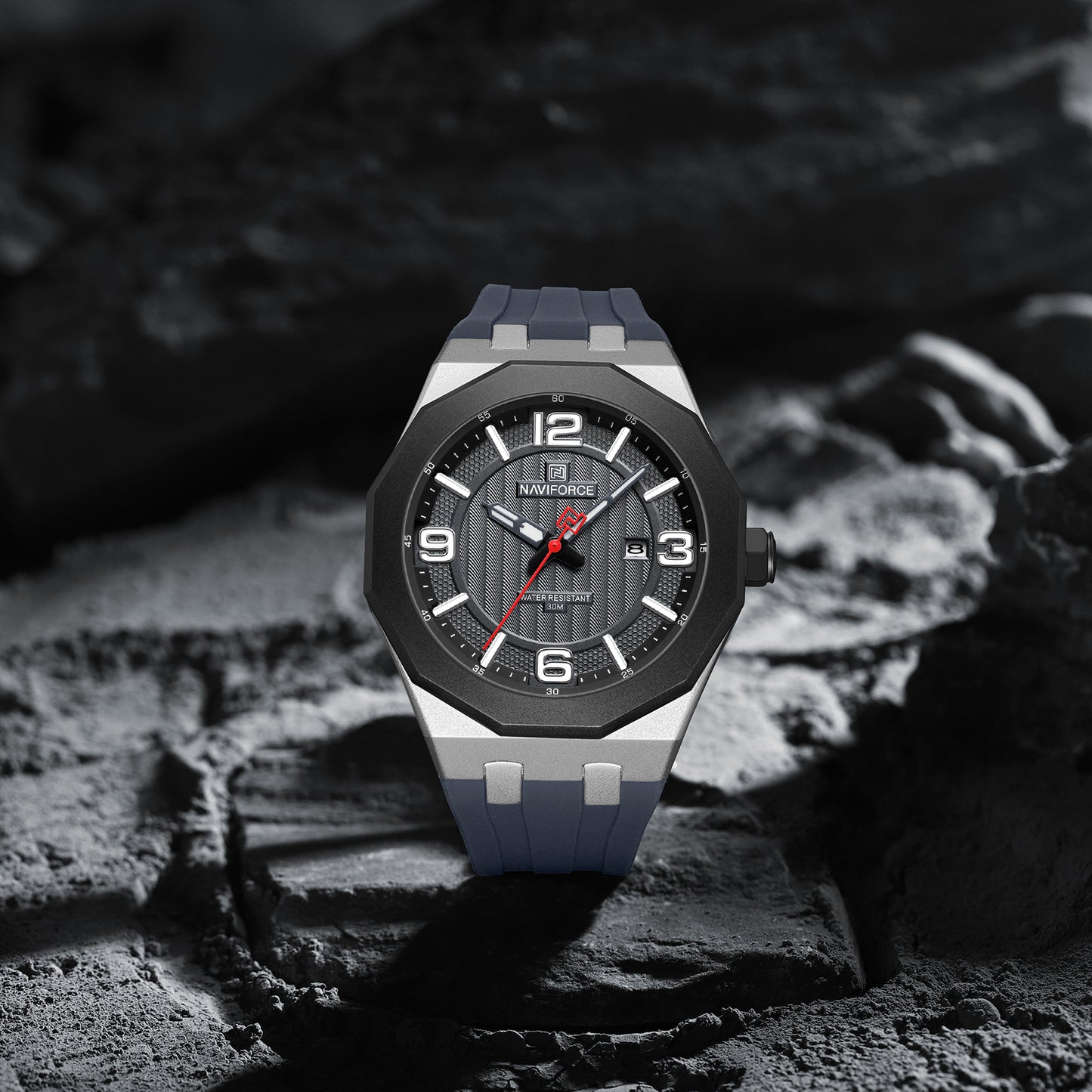Naviforce 8079 Retro Style Men Watch - Silver Grey