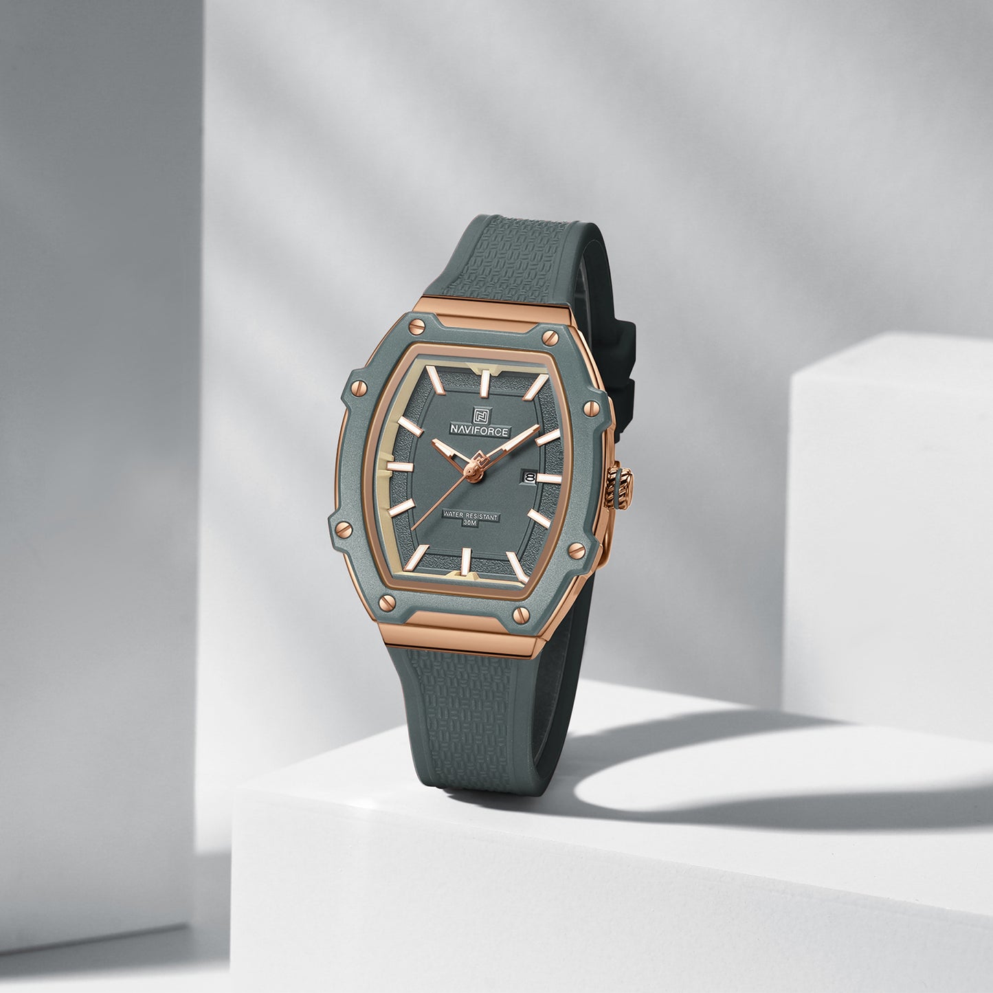 Naviforce 8069 Luxe Women Silicon Watch - Green