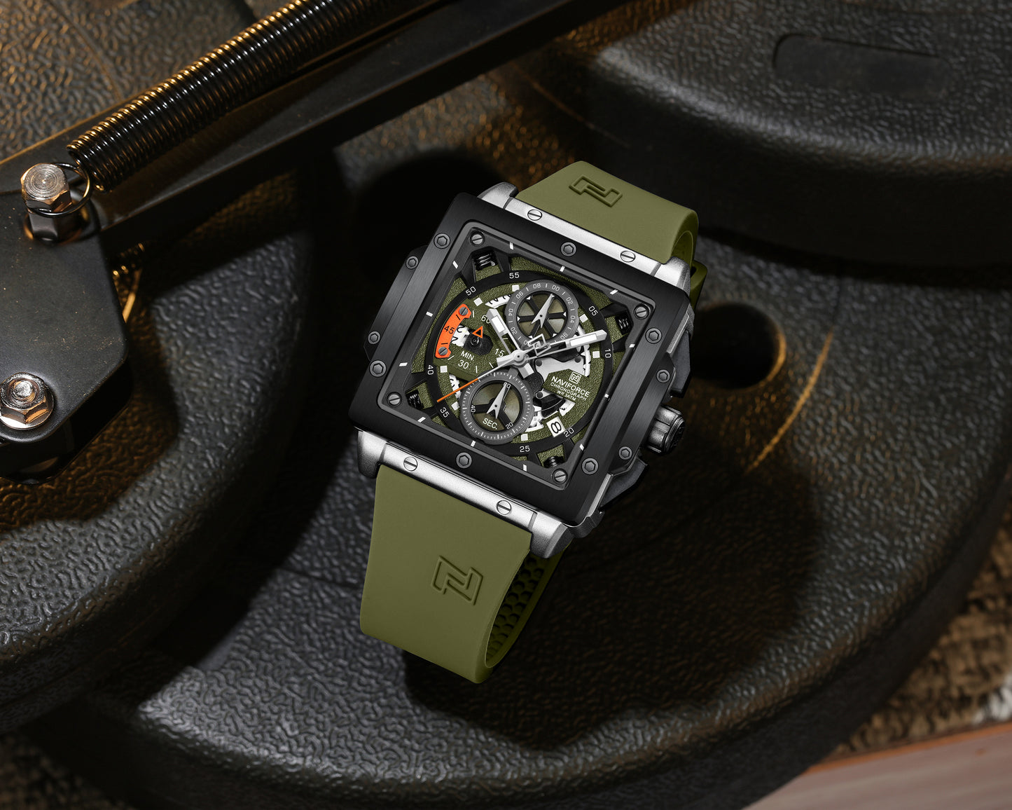Naviforce 8064 Square Chrono Men Watch - Green