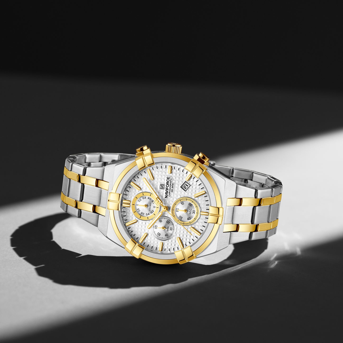 Naviforce 8042 Baymax Classic Men Watch - Silver Gold